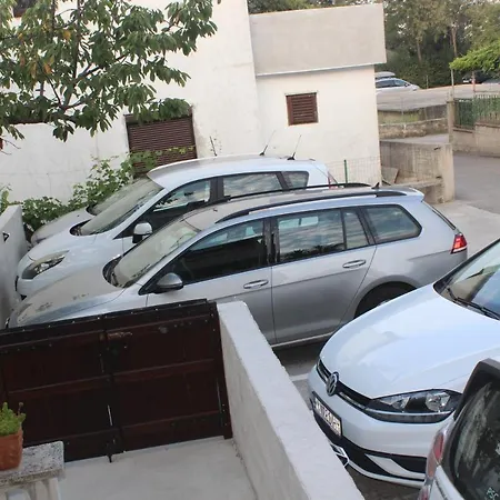 & Tea بيت ضيافة 3*